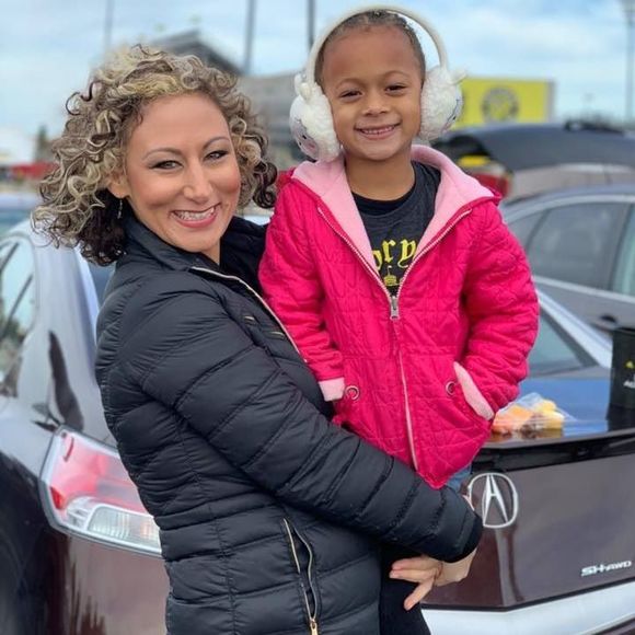 Meet your Posher, Yana - Picture 1 of 1